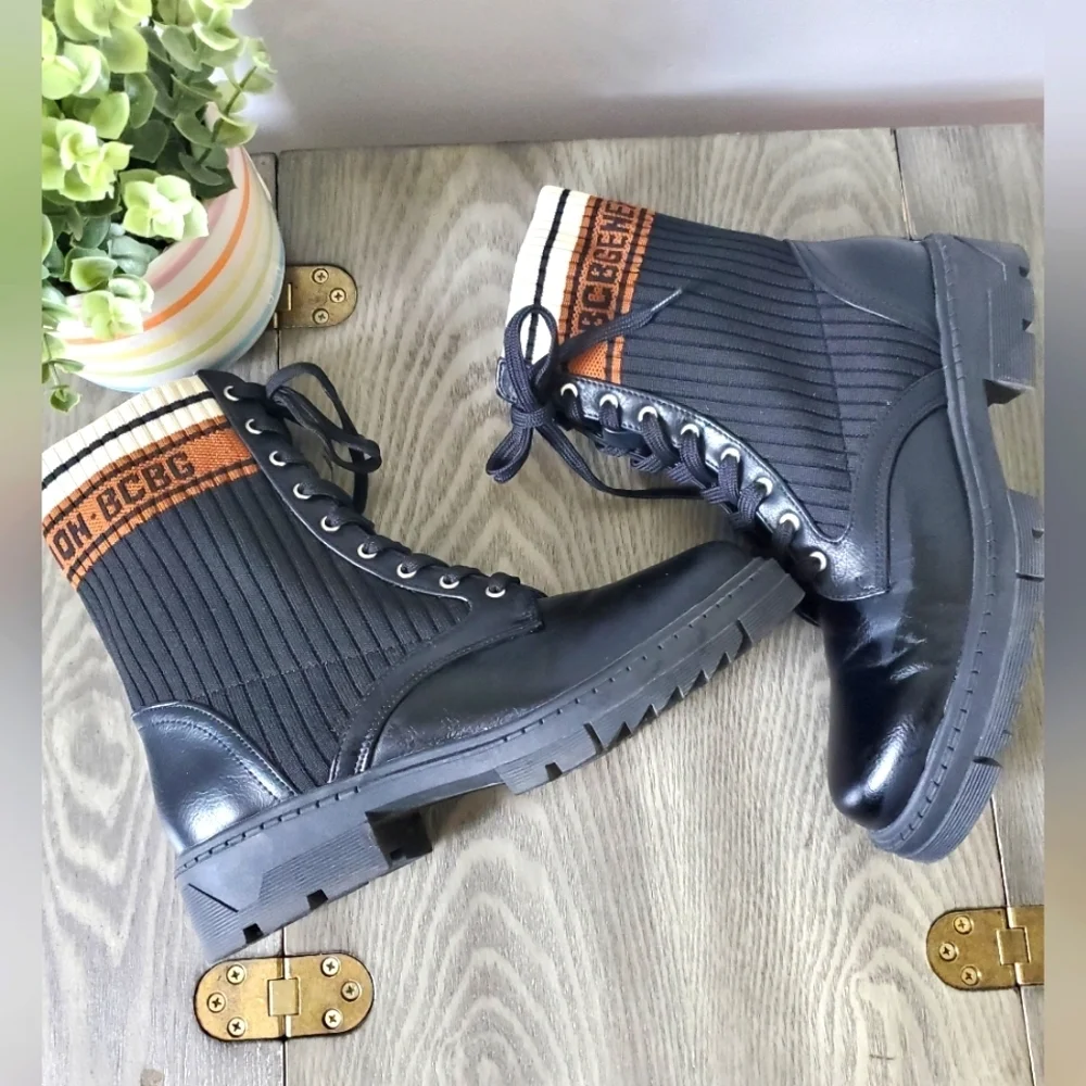 BCBG GENERATION size 7 Tassie sock combat boot. - Picture 1 of 12
